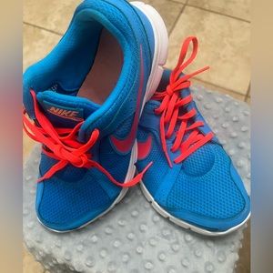 Nike flex experience RN2